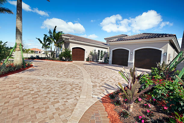 Best Professional Driveway Pavers  in Long Beach, WA