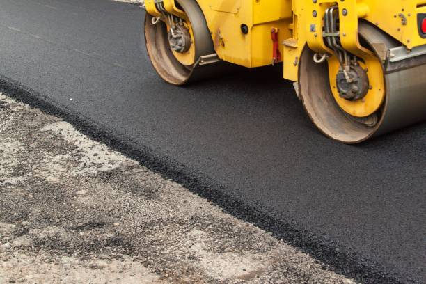 Best Driveway Paving Contractor  in Long Beach, WA